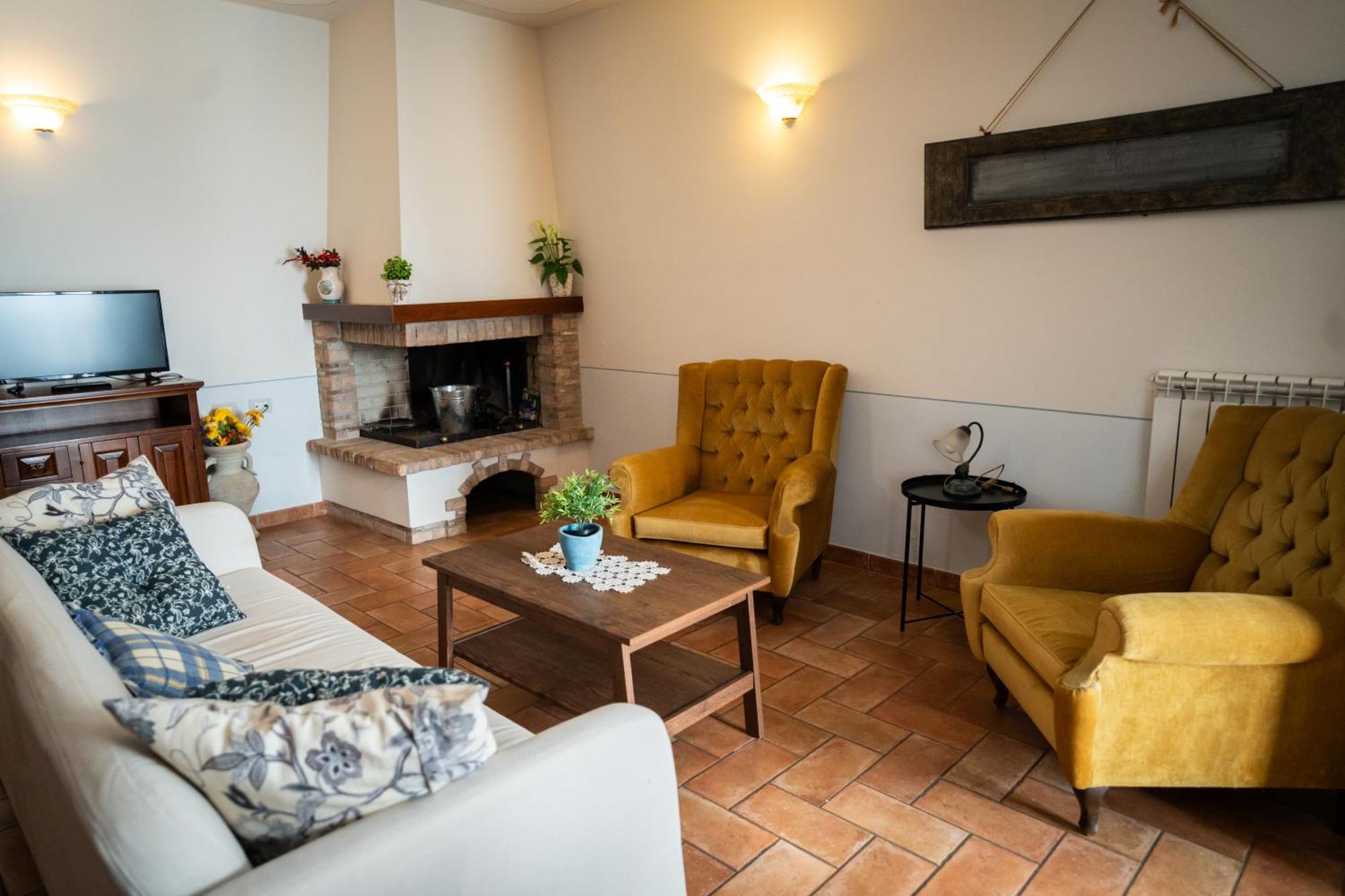 Casa Cardarella Guest House Beroide Eksteriør bilde